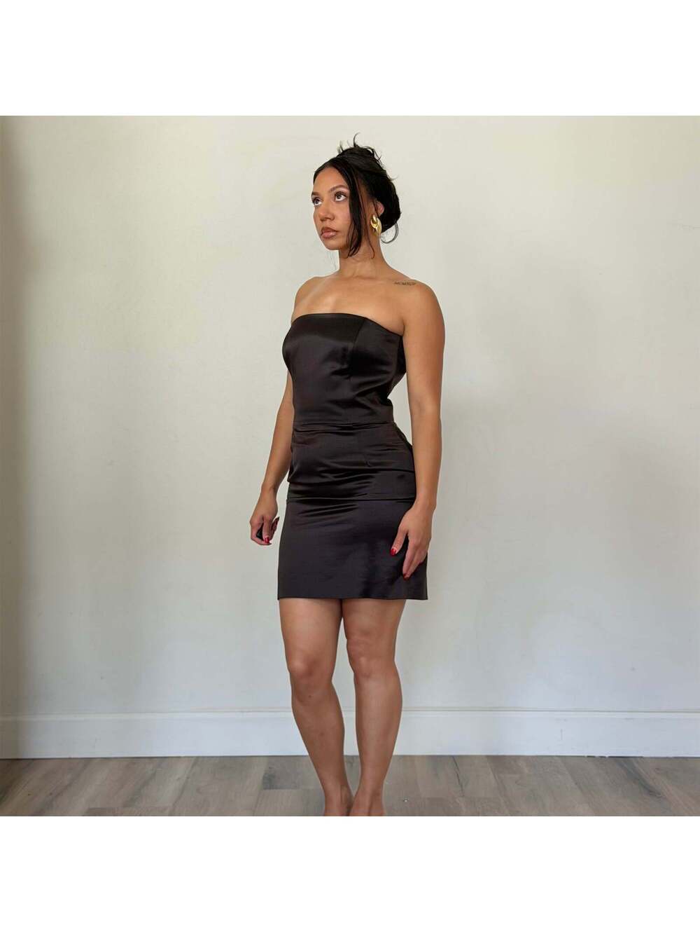 Escada - Picture 5 of 9